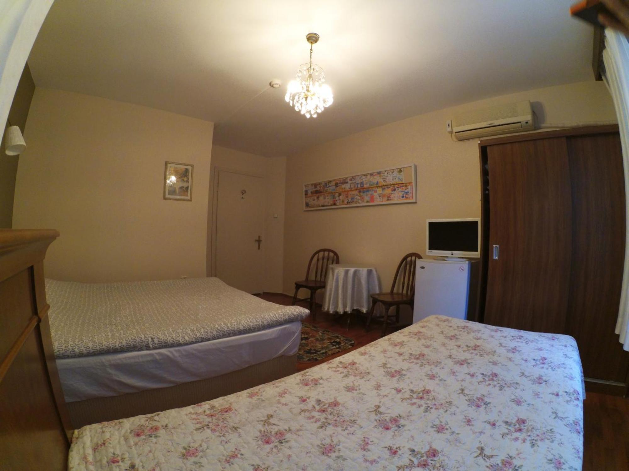 Berk Guest House - Grandma'S House Istanboel Kamer foto